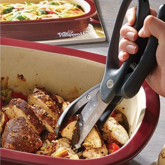 Pampered Chef Kitchen Pampered Chef Salad Chopper Poshmark